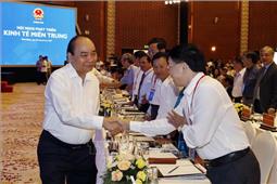 Những đối tượng 'chật vật' nhất vì chiến tranh thương mại Mỹ-Trung